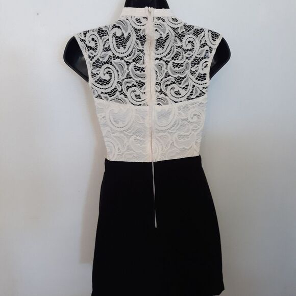 B. Darlin lace top romper - Picture 5 of 5